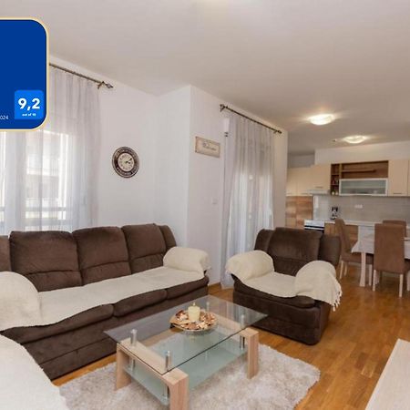 City Compass Apartment 2 Podgorica Exterior foto
