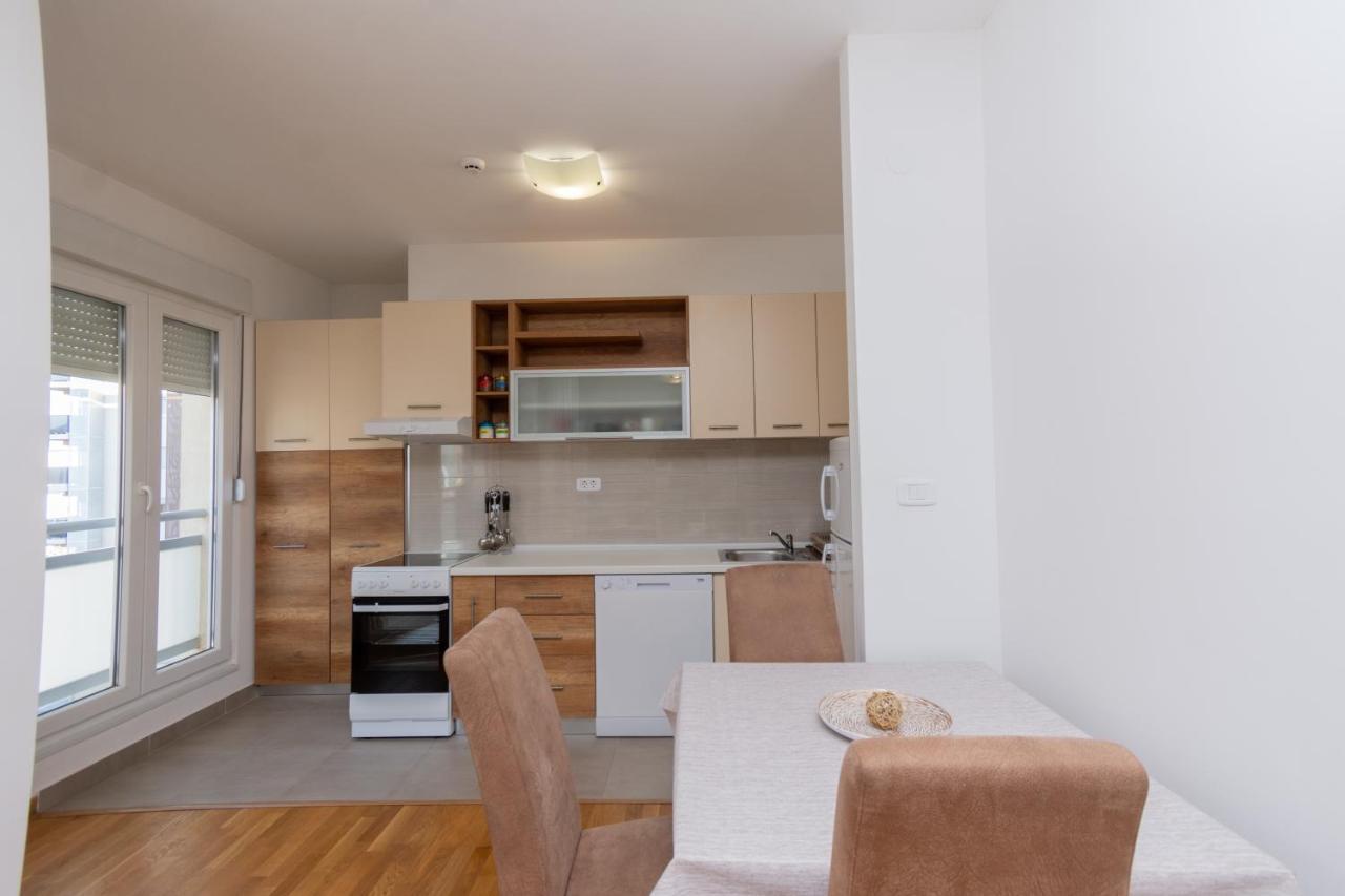 City Compass Apartment 2 Podgorica Exterior foto